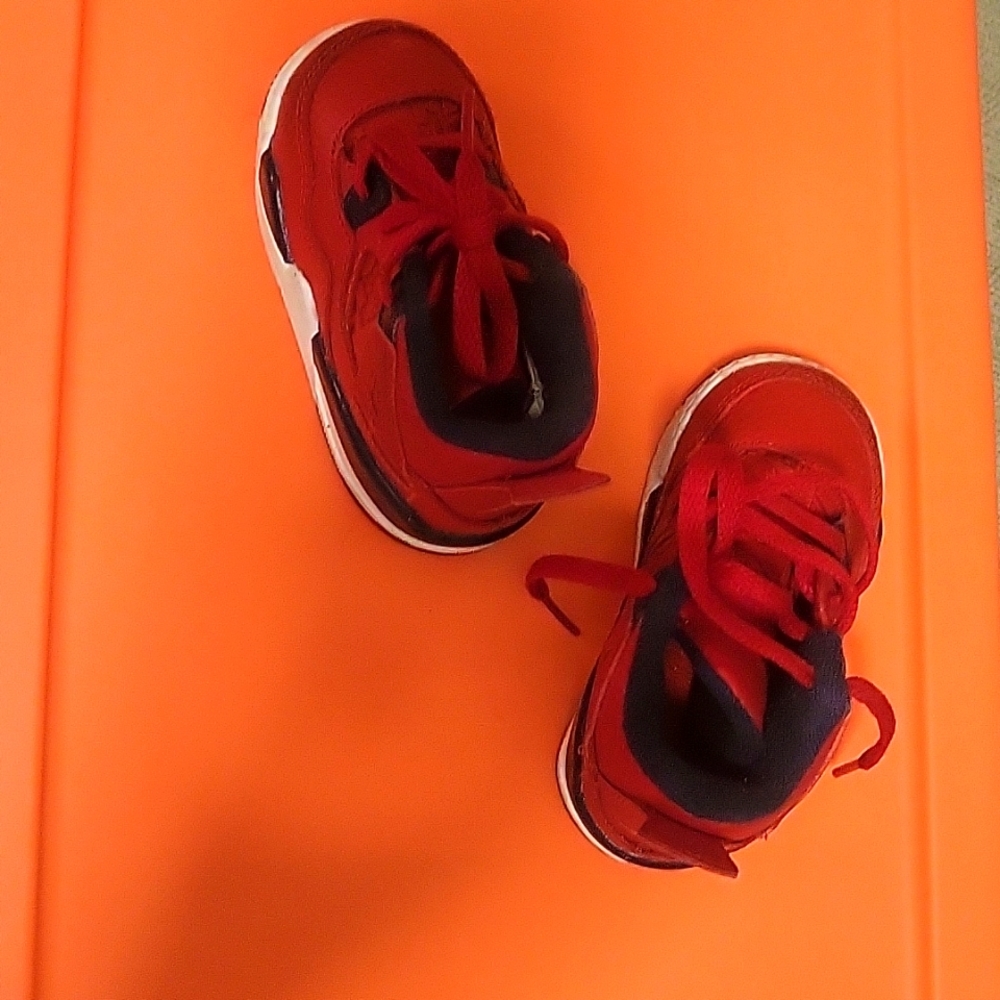Toddler Jordans Red & Blue Size 5